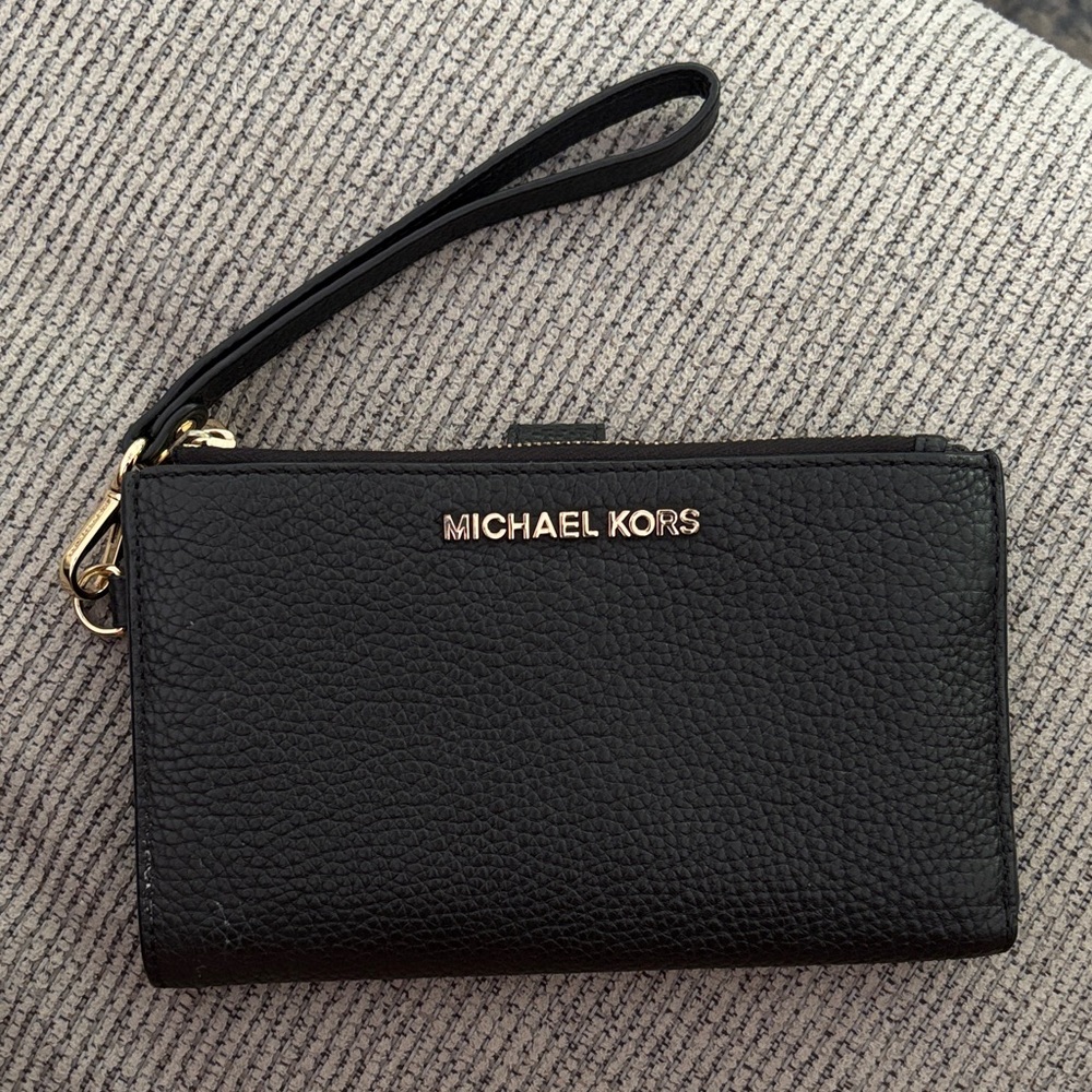 Michael Kors Black Textured Wristlet